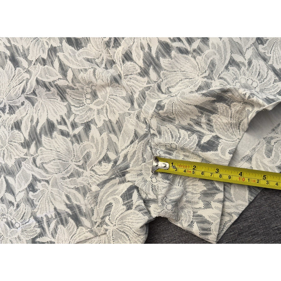 Athleta Trekkie North Short-Ethereal Bloom Magnolia White Size 16 - Picture 5 of 7